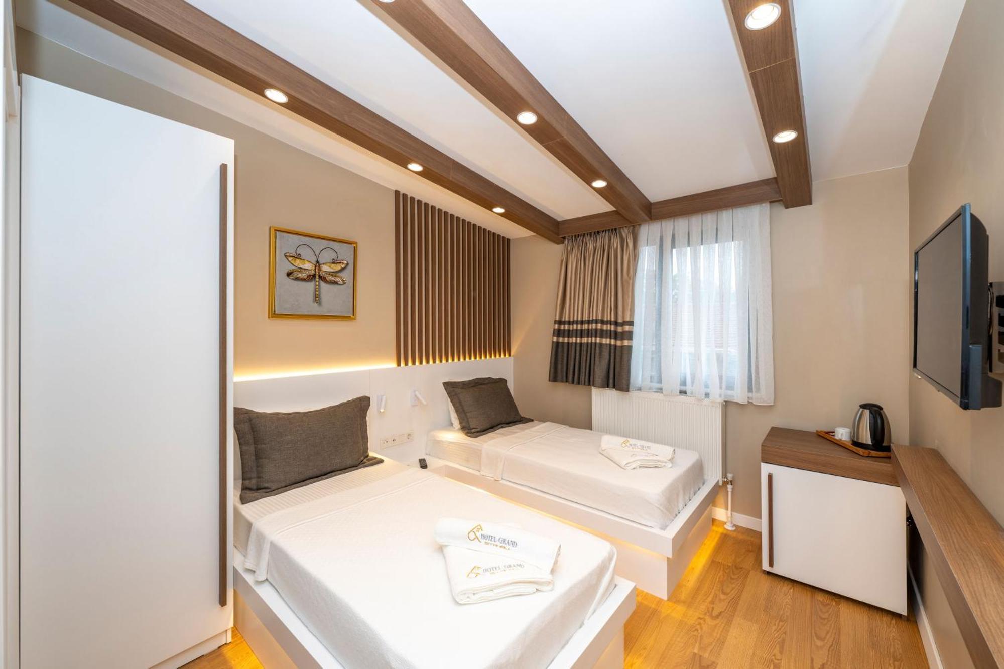 Grand İstanbul Hotel Dış mekan fotoğraf