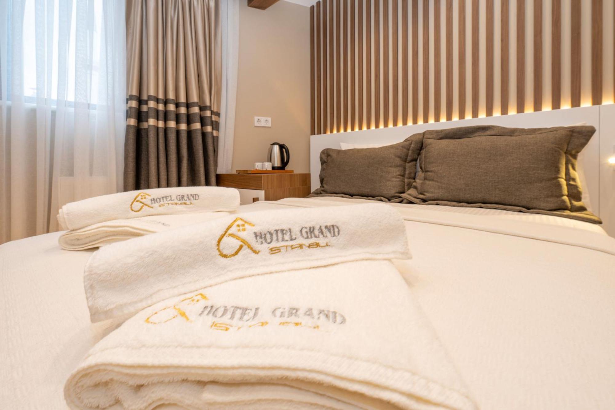 Grand İstanbul Hotel Dış mekan fotoğraf