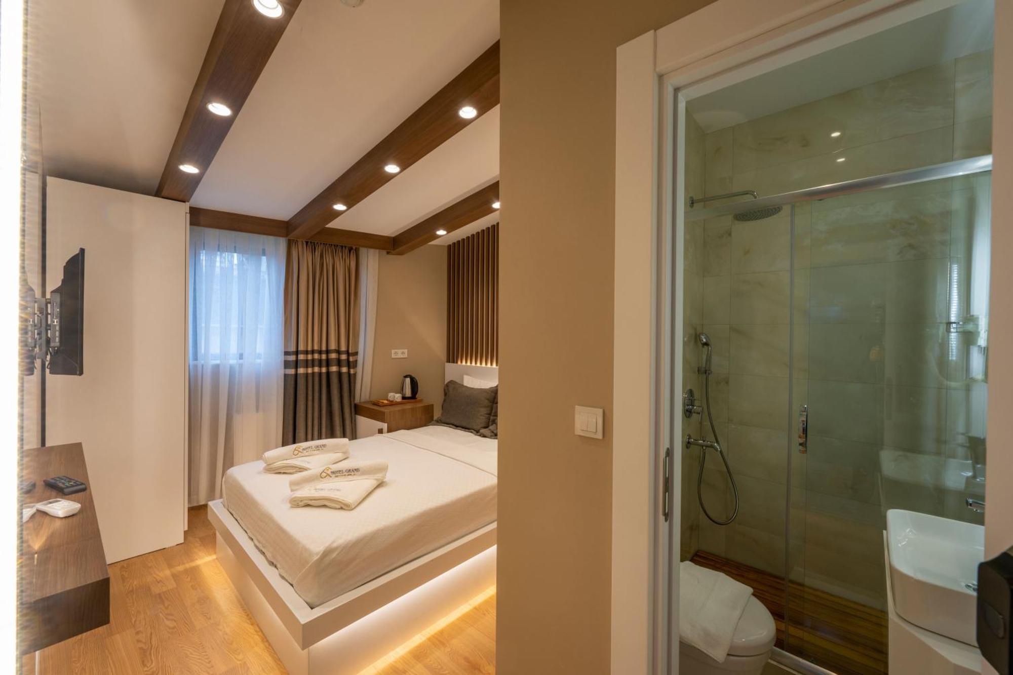 Grand İstanbul Hotel Dış mekan fotoğraf