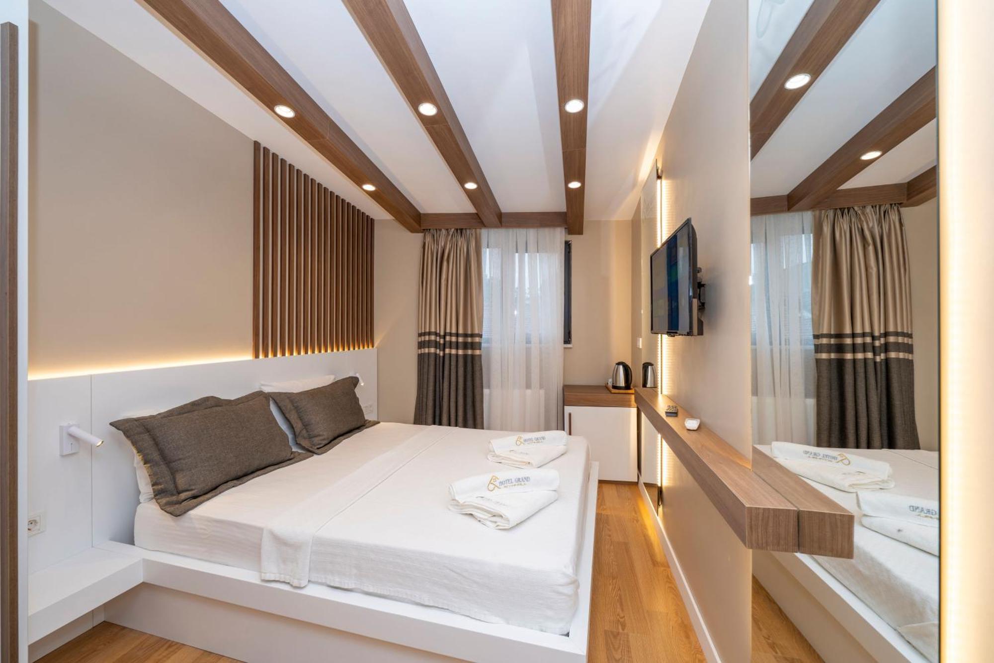 Grand İstanbul Hotel Dış mekan fotoğraf